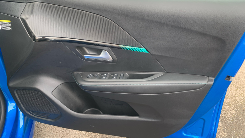 Peugeot 208 1.2 PureTech 100 Allure Premium 5dr Petrol Hatchback